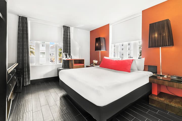 King Bed