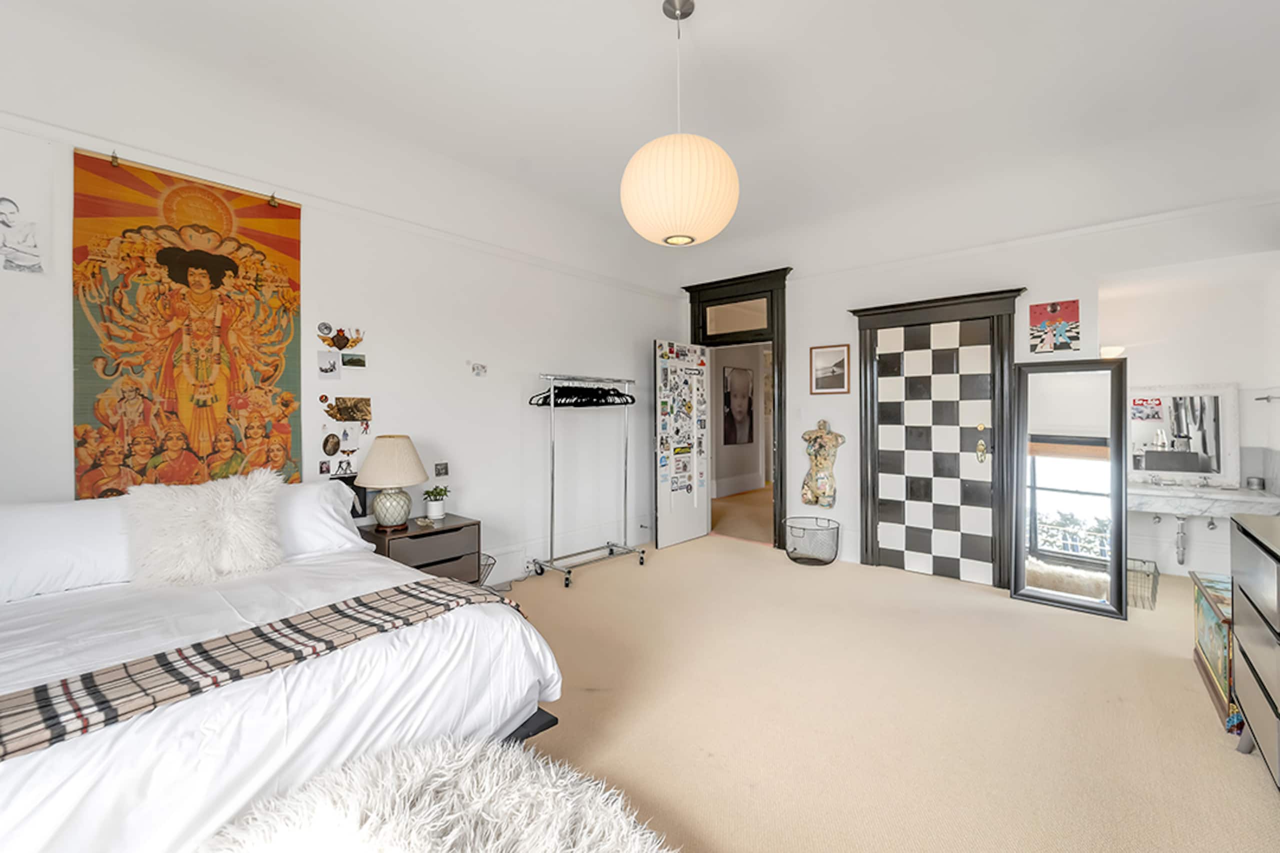 Home in San Francisco · ★4.89 · 3 bedrooms · 3 beds · 3 baths - Image 25