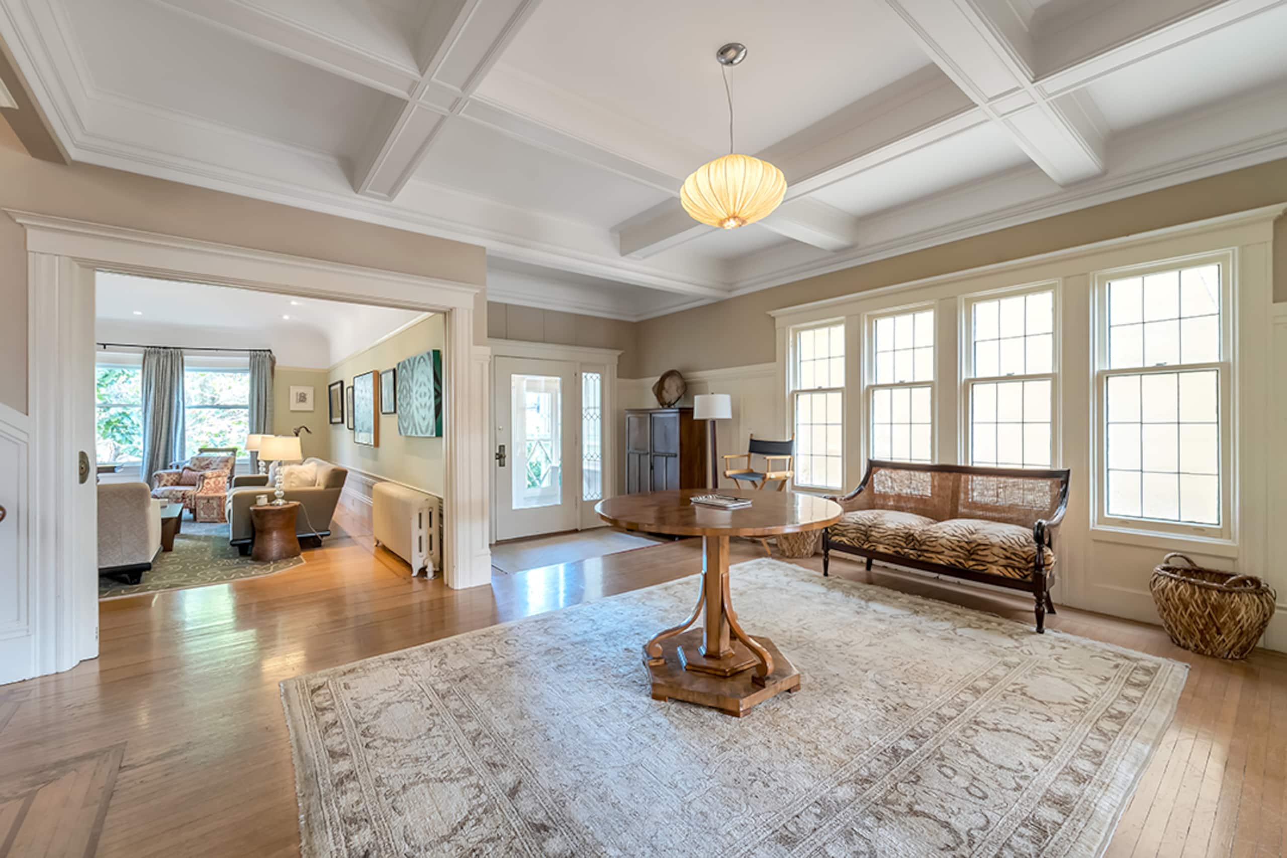 Home in San Francisco · ★4.89 · 3 bedrooms · 3 beds · 3 baths - Image 7