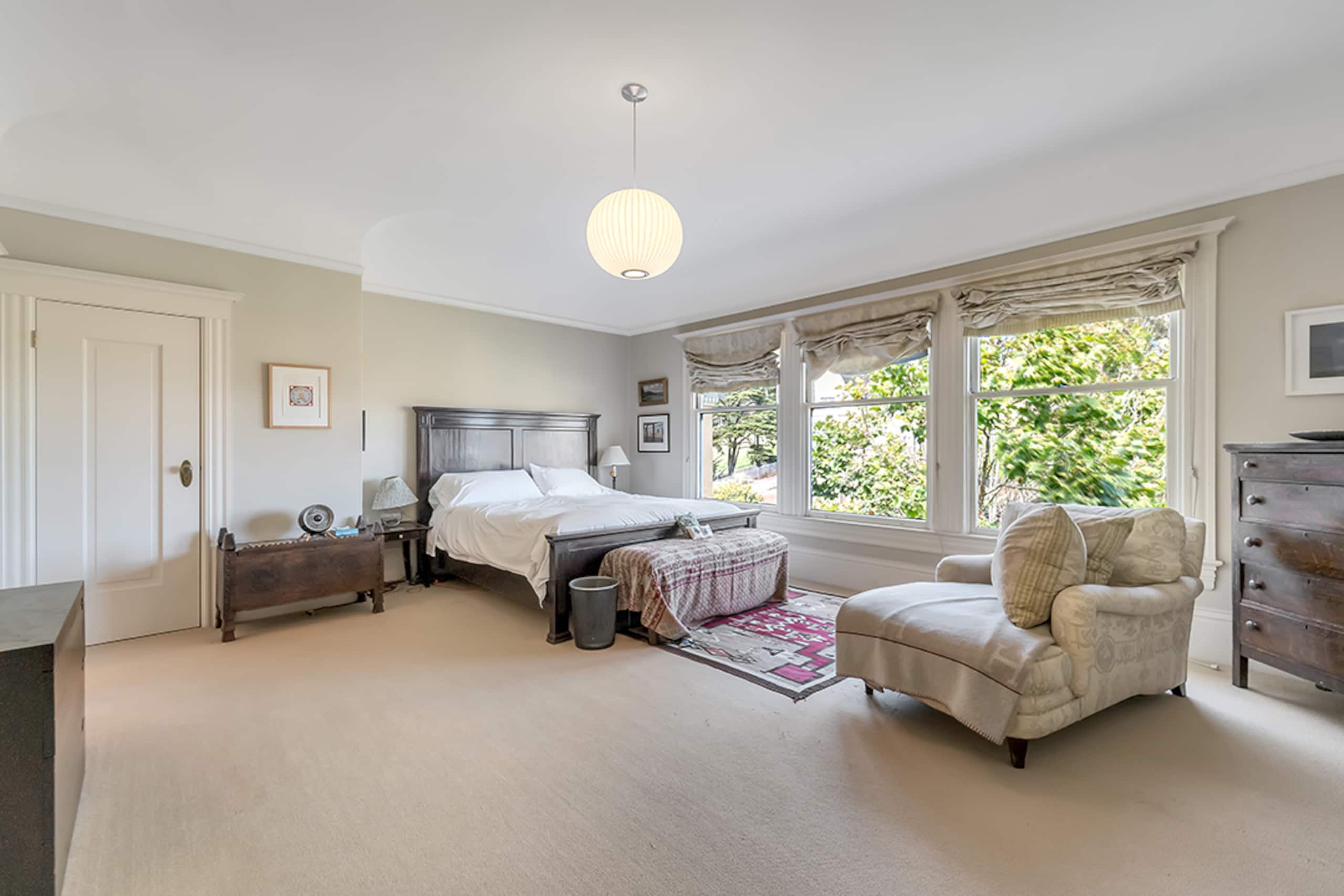 Home in San Francisco · ★4.89 · 3 bedrooms · 3 beds · 3 baths - Image 20