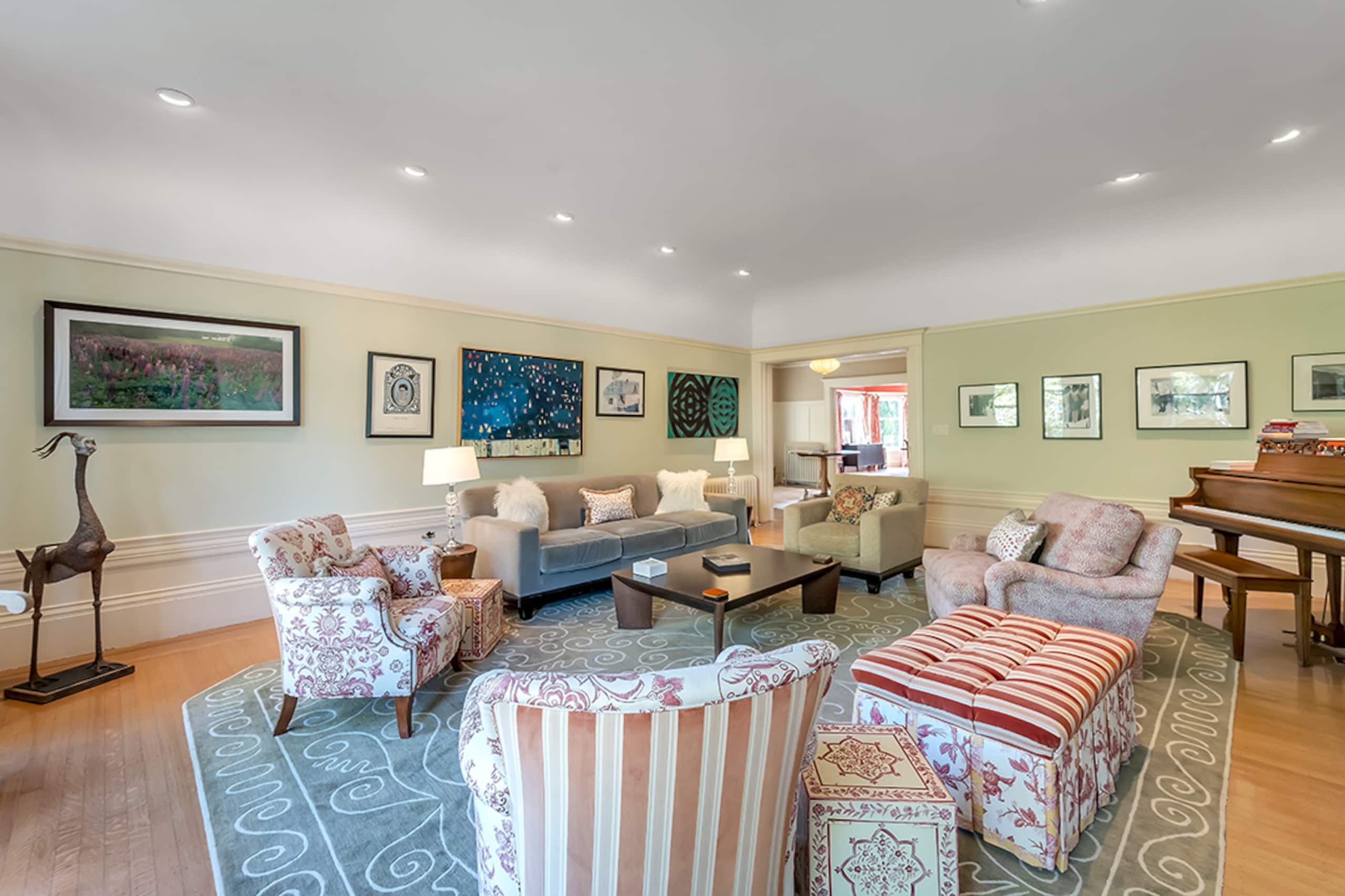 Home in San Francisco · ★4.89 · 3 bedrooms · 3 beds · 3 baths - Image 5