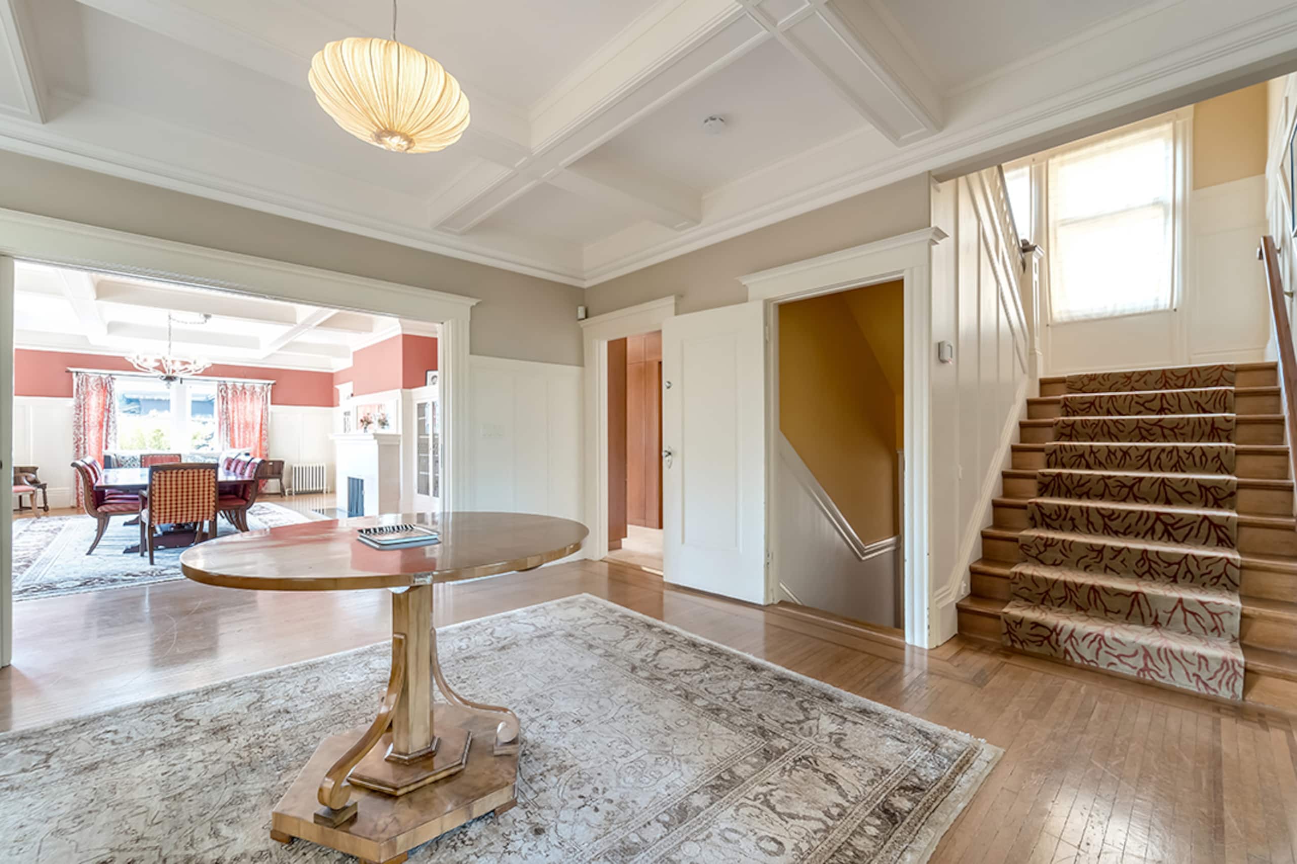 Home in San Francisco · ★4.89 · 3 bedrooms · 3 beds · 3 baths - Image 8
