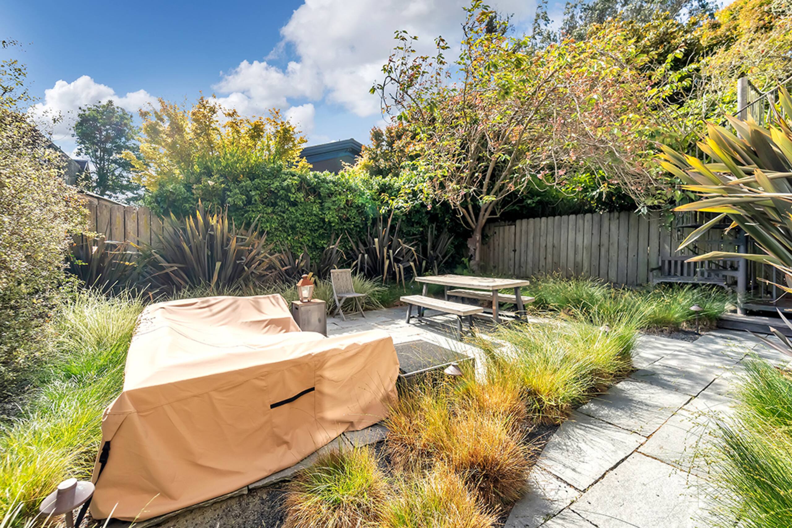 Home in San Francisco · ★4.89 · 3 bedrooms · 3 beds · 3 baths - Image 34