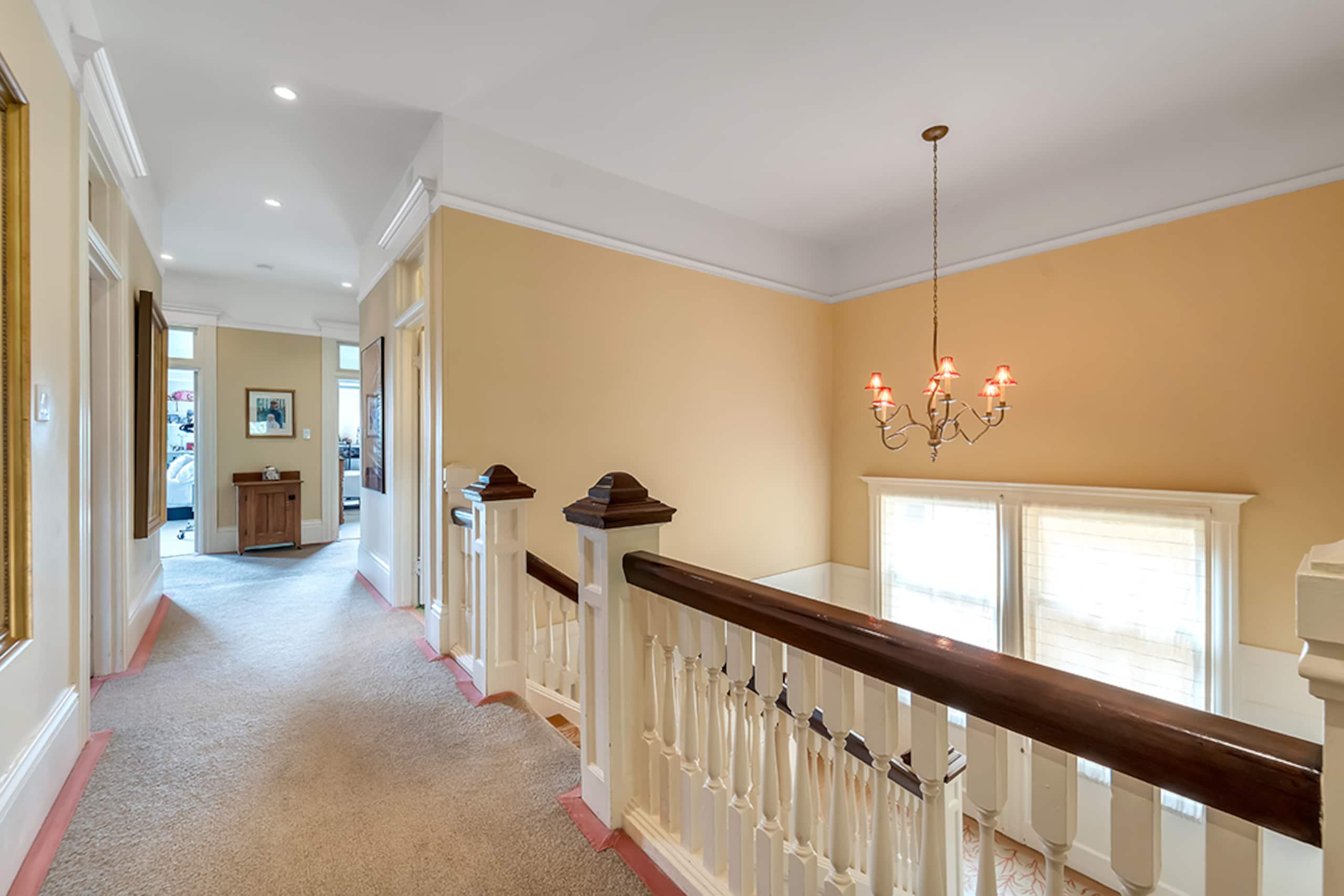 Home in San Francisco · ★4.89 · 3 bedrooms · 3 beds · 3 baths - Image 41