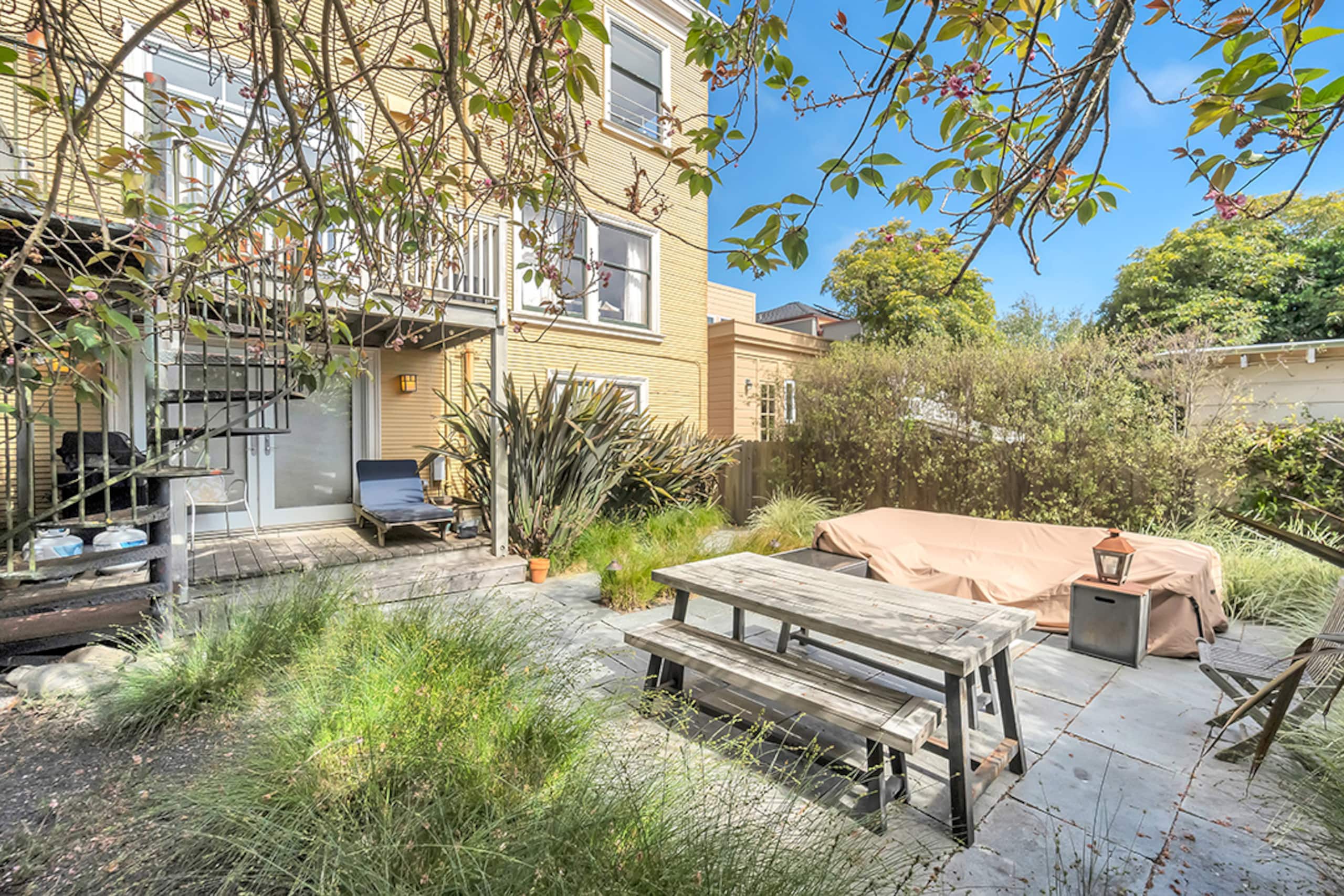 Home in San Francisco · ★4.89 · 3 bedrooms · 3 beds · 3 baths - Image 35