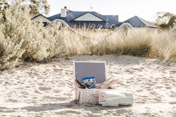 DUNE – Absolute Beachfront Luxury Estate with Spa gallery image 4