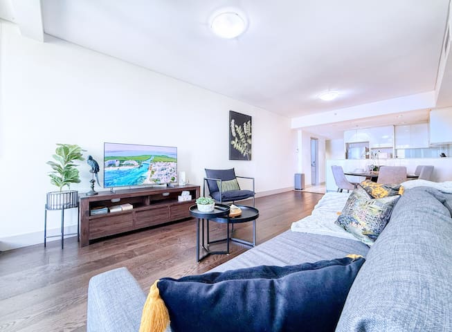 ICC/QVB 3-Br Apt in Heart of City: Darling Harbour