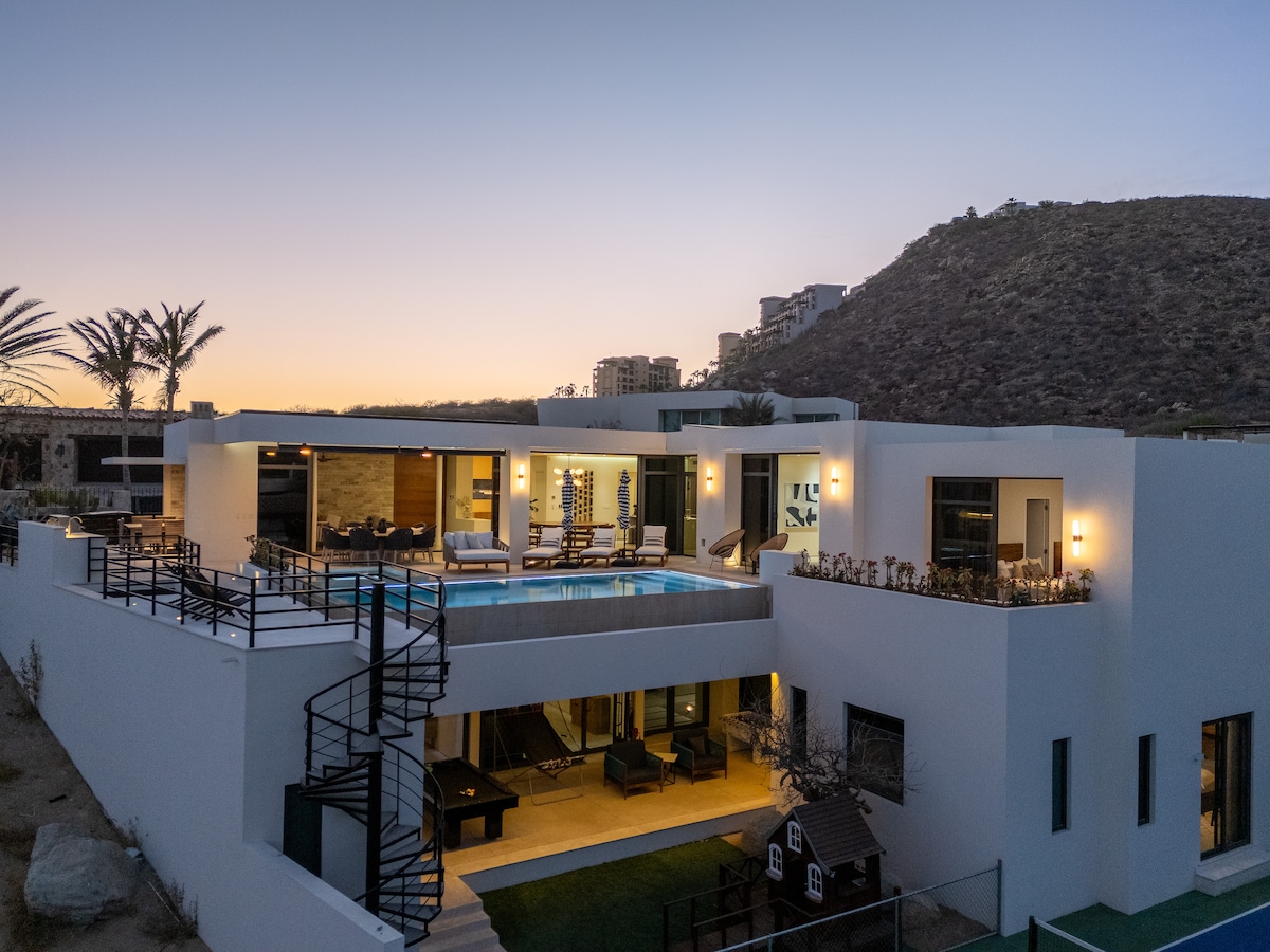 Villa Maravilla in Pedregal - Houses for Rent in Cabo San Lucas, Baja California Sur, Mexico