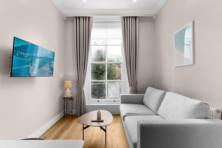 Apartment 3 (2 Beds & Sofa Bed) - Fulham