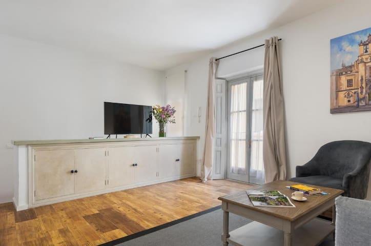 Panther Home managed Airbnb listing 3