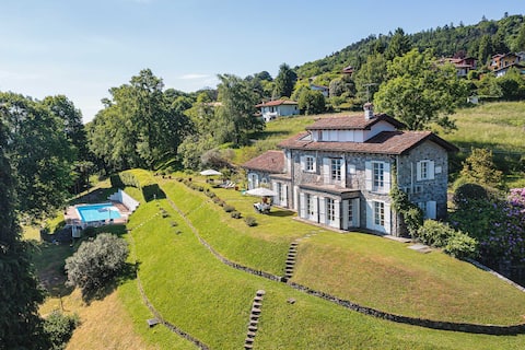 Sunny villa with pool&views! Villa Poggio al Lago