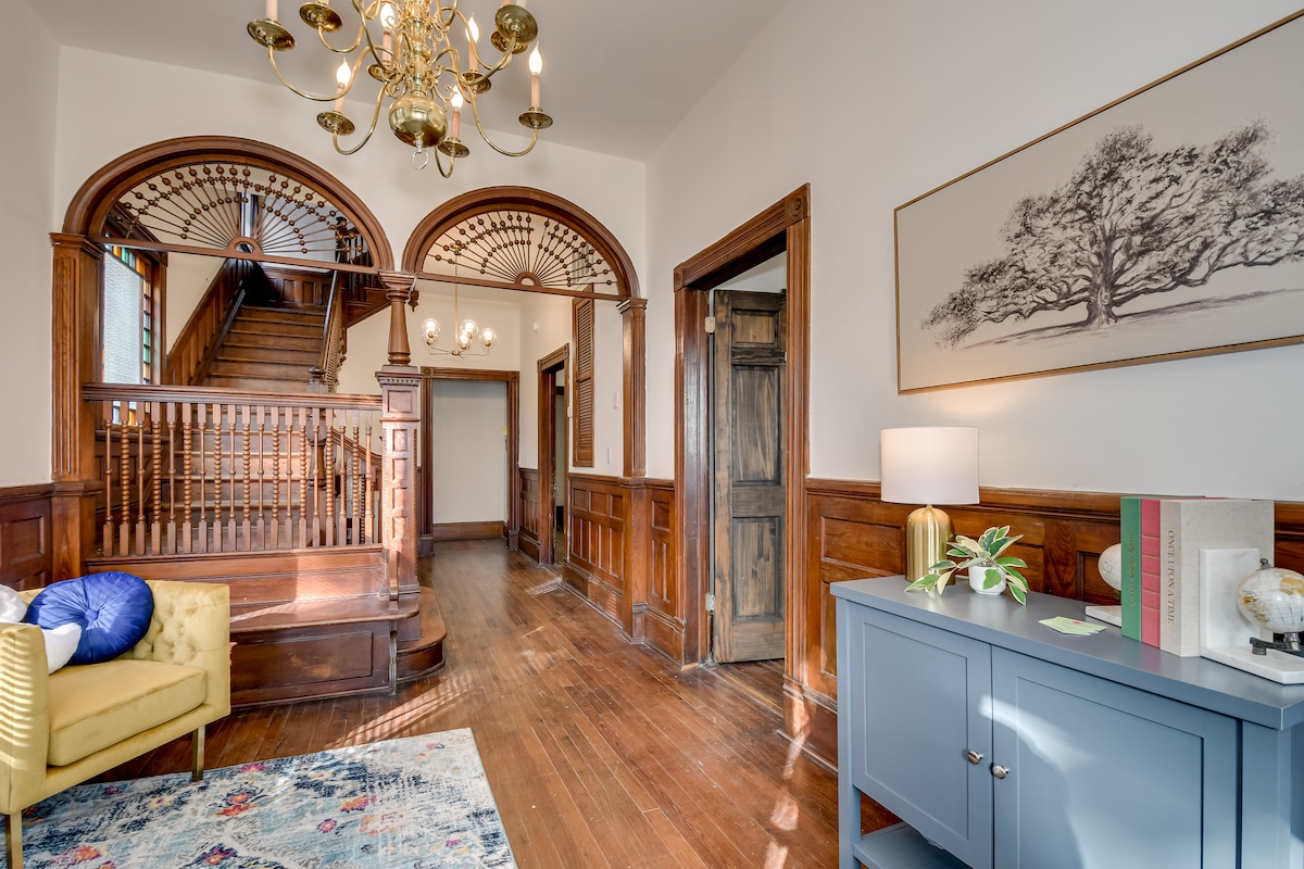 Successful Airbnb property: 1BD/1BA - Historic DT Augusta Unit A -SuperHost! in Augusta Richmond County Consolidated Government (Balance)
