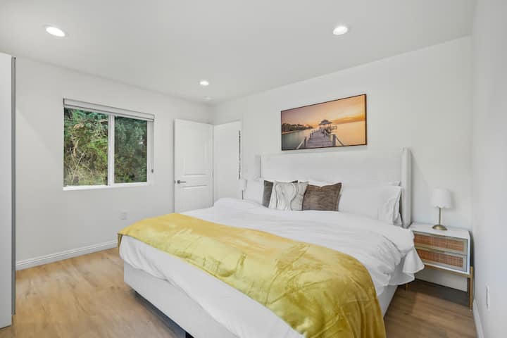 Uživajte u laganoj mekoj posteljini i prirodnoj sunčevoj svjetlosti savršeno su jutro.