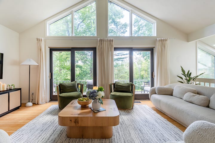 Luxurious 3bdrm With Indoor Heated Pool Year Round - Chenango Valley State Park, Chenango Forks