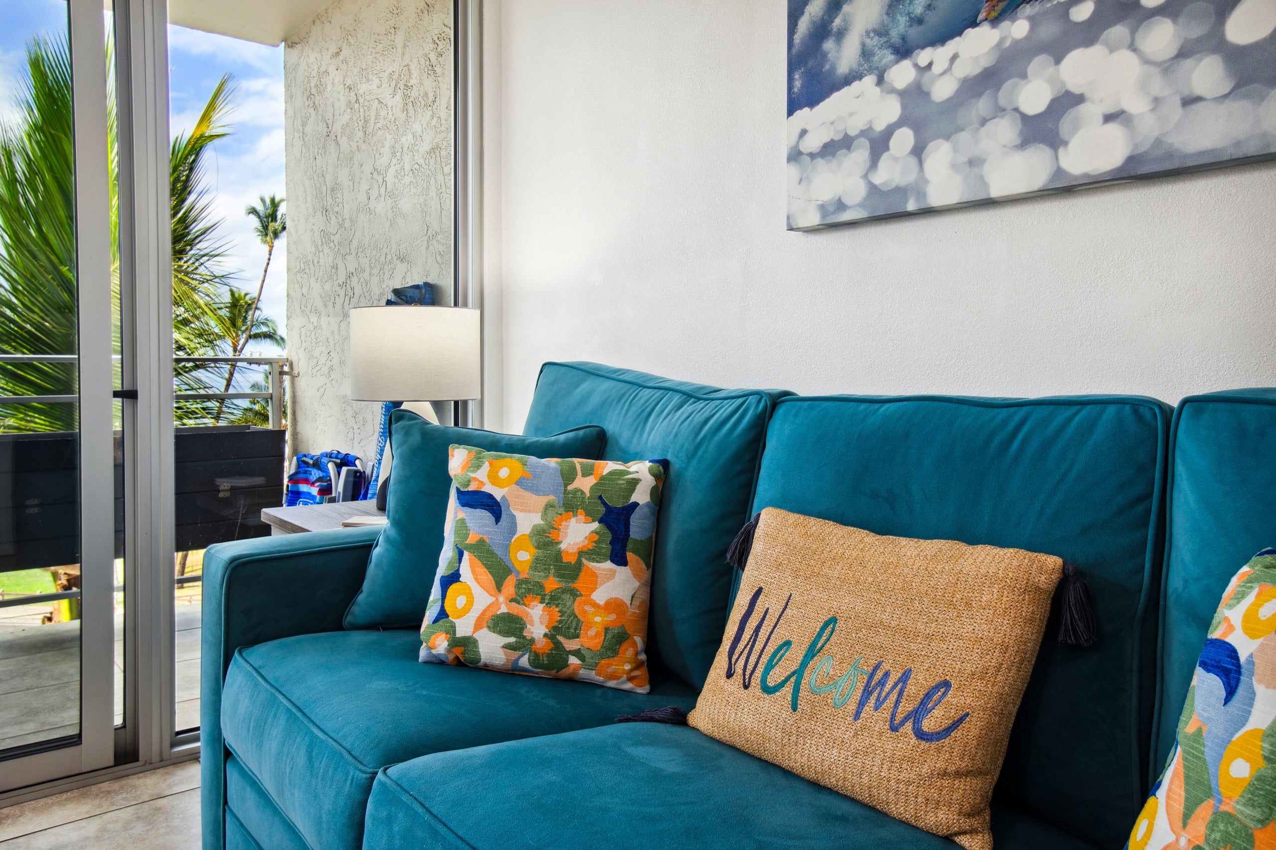 Aloha Vibes: Oceanfront View, Beach & Food Trucks - Image 6