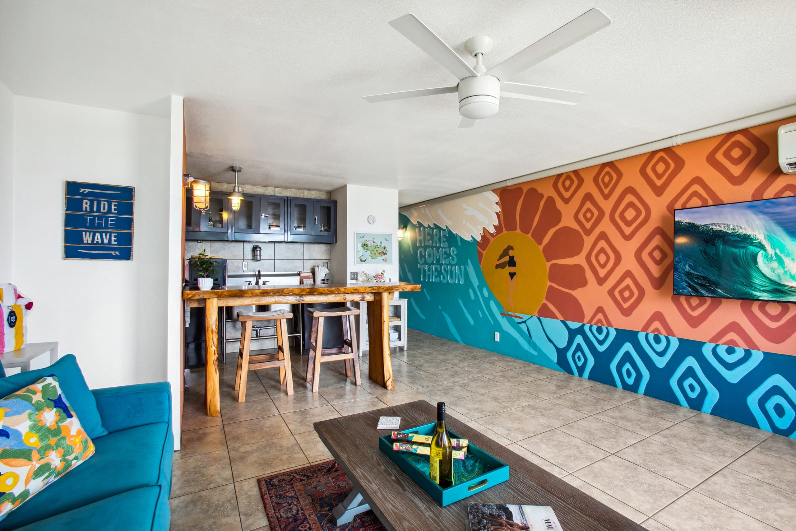 Aloha Vibes: Oceanfront View, Beach & Food Trucks - Image 10