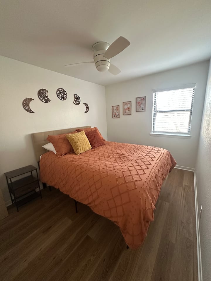 საძინებელი 2