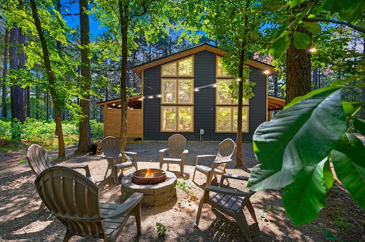 Peaceful Getaway | Sauna, Hot Tub, Pool/poker Tbl - Broken Bow, OK
