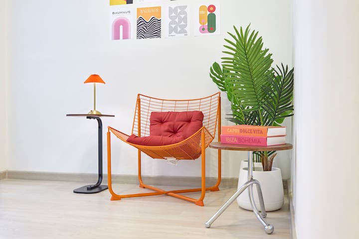 Cozy | 5-BRs, 10pax spacious Liv, 5mins to BTS gallery image 4