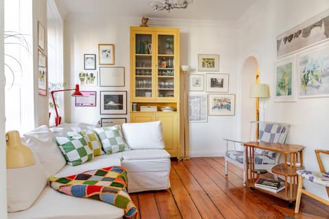 Large 2BR in Central Gamla Stan