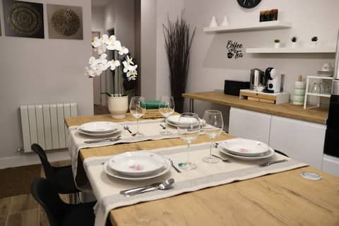 Top performing Airbnb: Spacious Urban Shelter. Make yourself at home! in Bizkaia