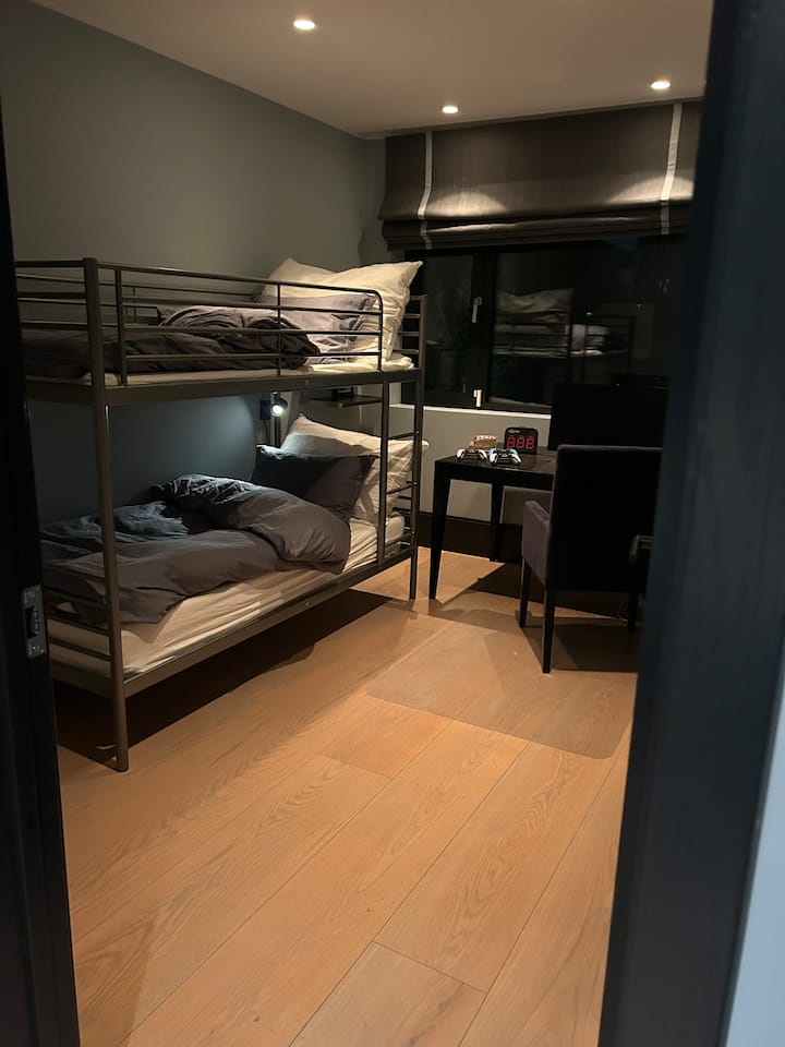 Bedroom 4