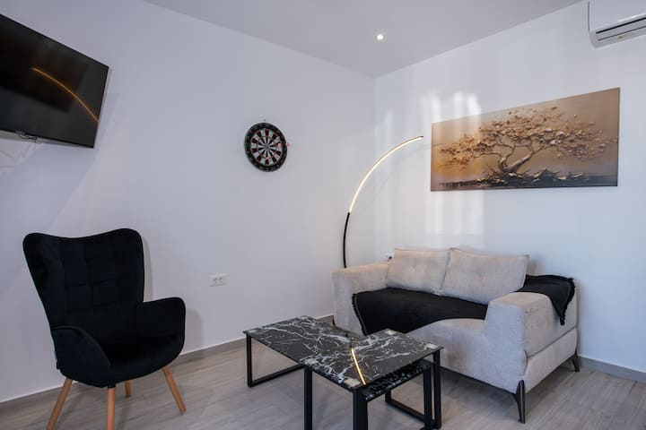 მისაღები ოთახი 1