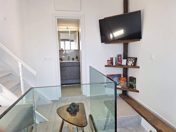 მისაღები ოთახი 2