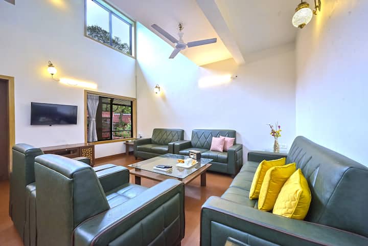 Arden – 5bhk Heritage Stone Villa With Gardens - Mahabaleshwar