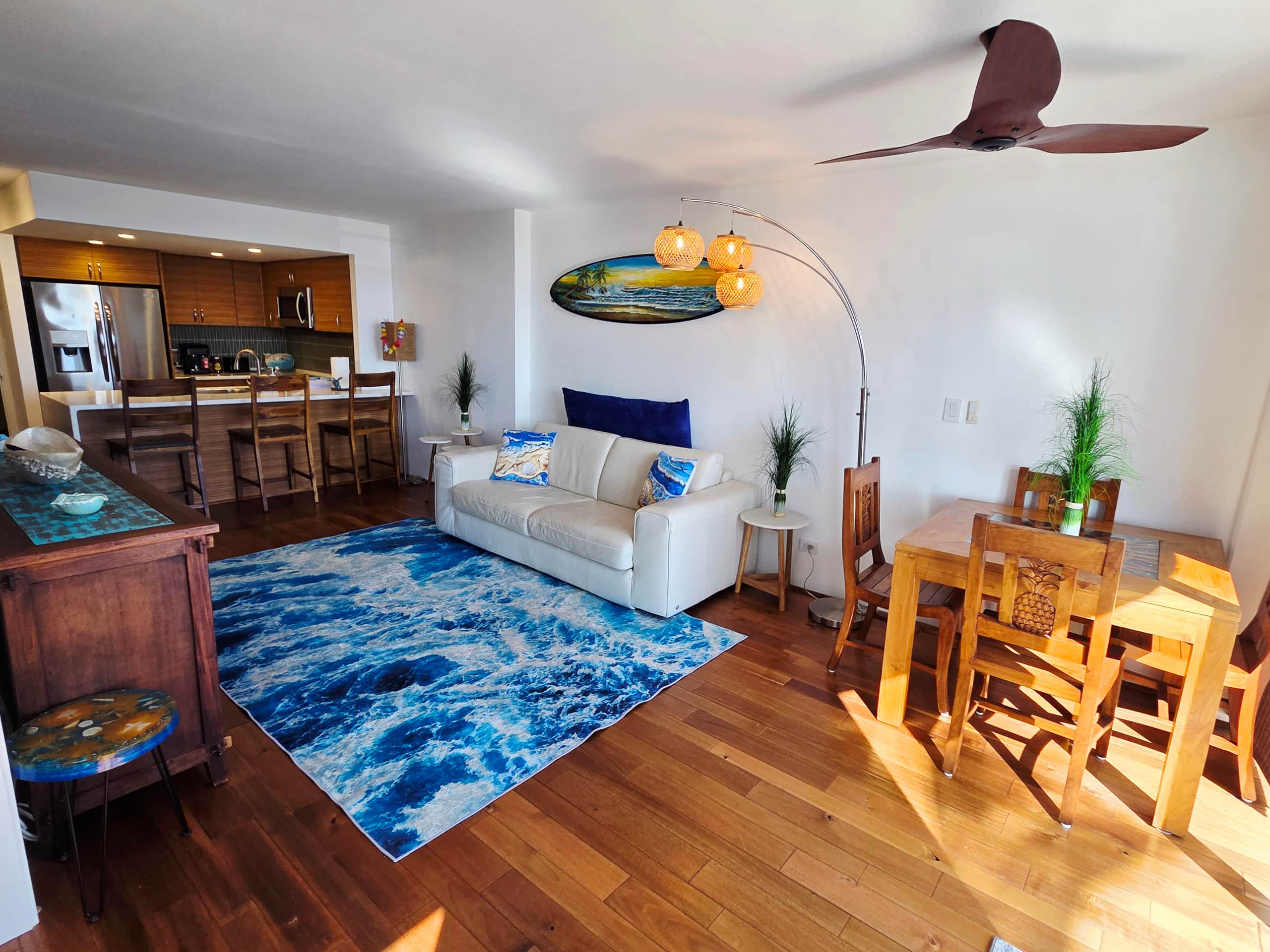 Ocean & Marina View Suite - Image 30