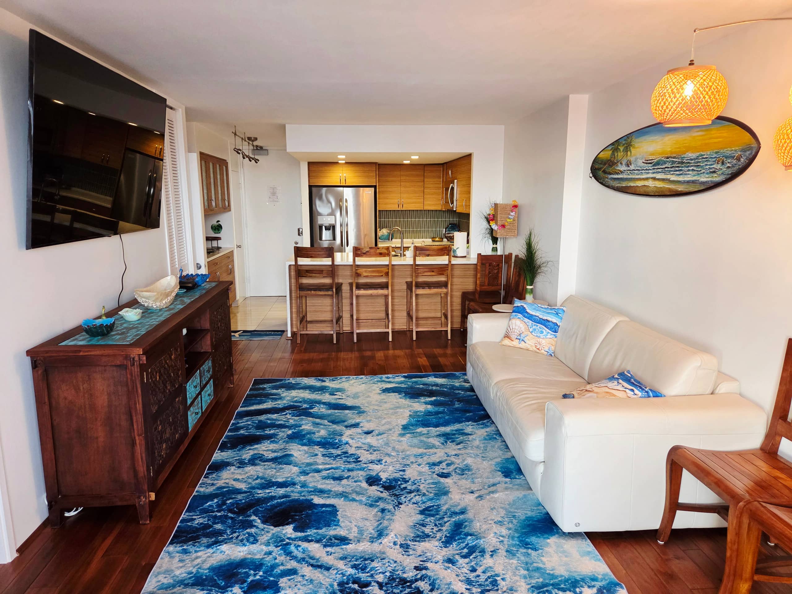 Ocean & Marina View Suite - Image 32