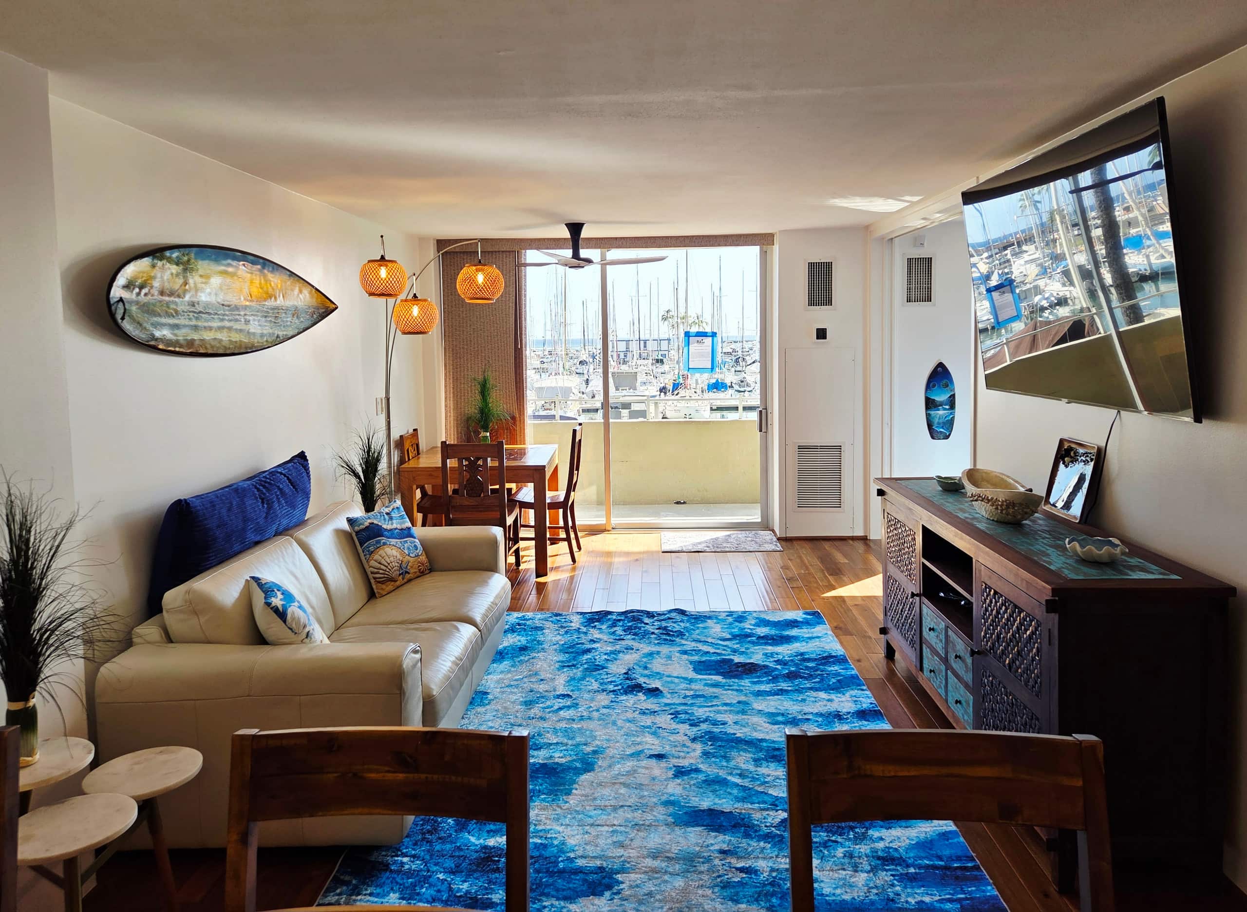 Ocean & Marina View Suite - Image 31