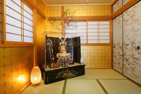 KAMON|Gold Tea Room Villa|12 p|Osaka Castle|Park