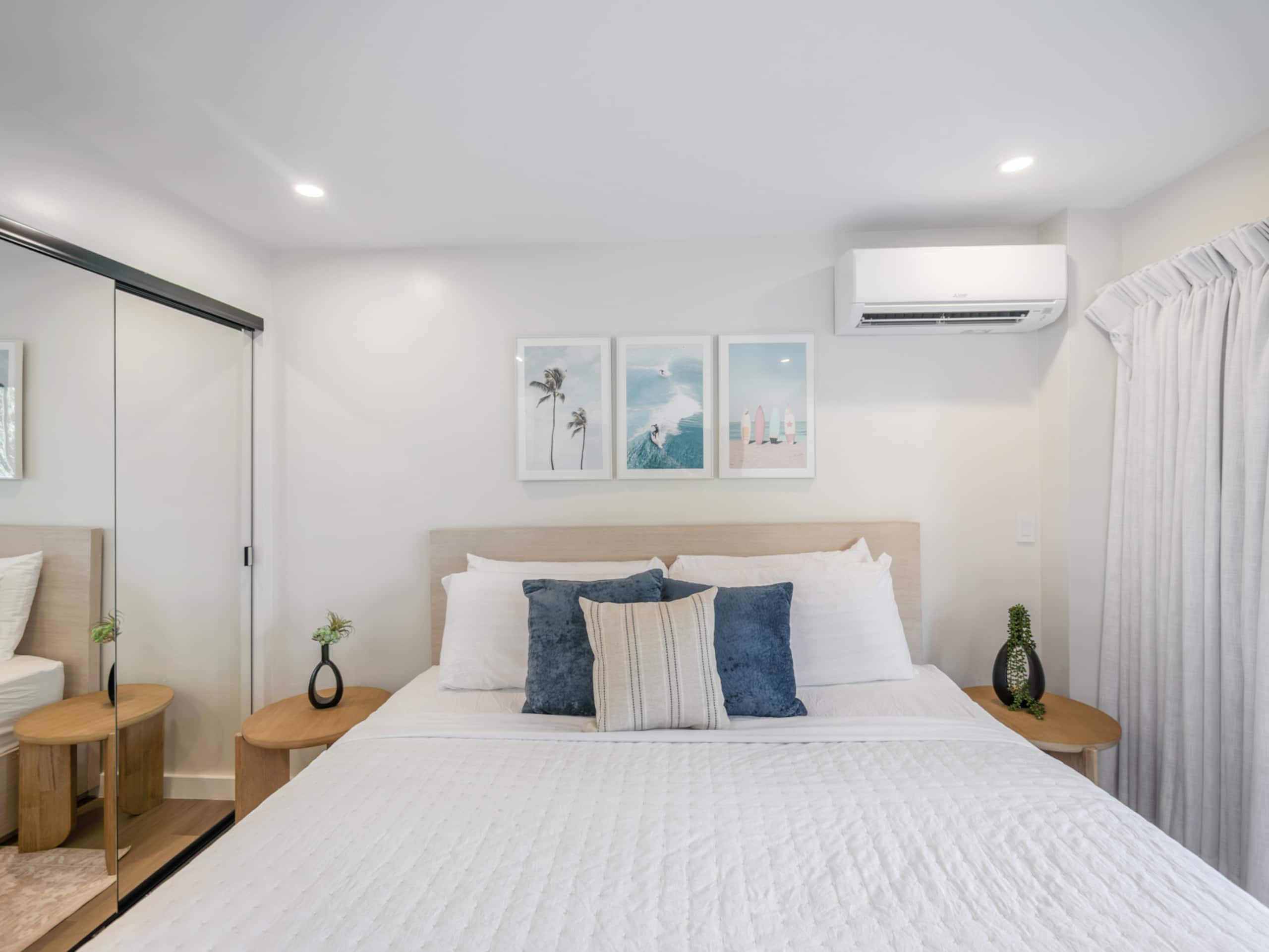 Walk to the Beach! Modern 3Bed, 2Bath AC, Parking - Image 13