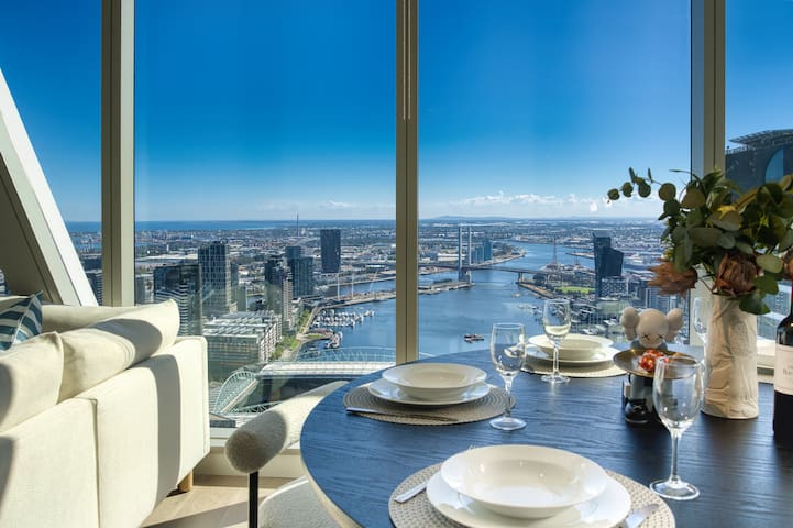 Lux and spacious 3BDRM l | Sub Pent | Ocean Views