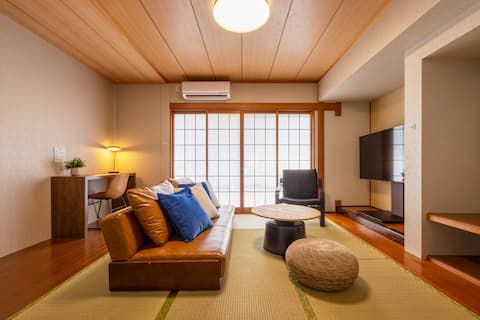 Center of DaimyoYurah Tenjin | 105㎡ | 12p 2 Floors
