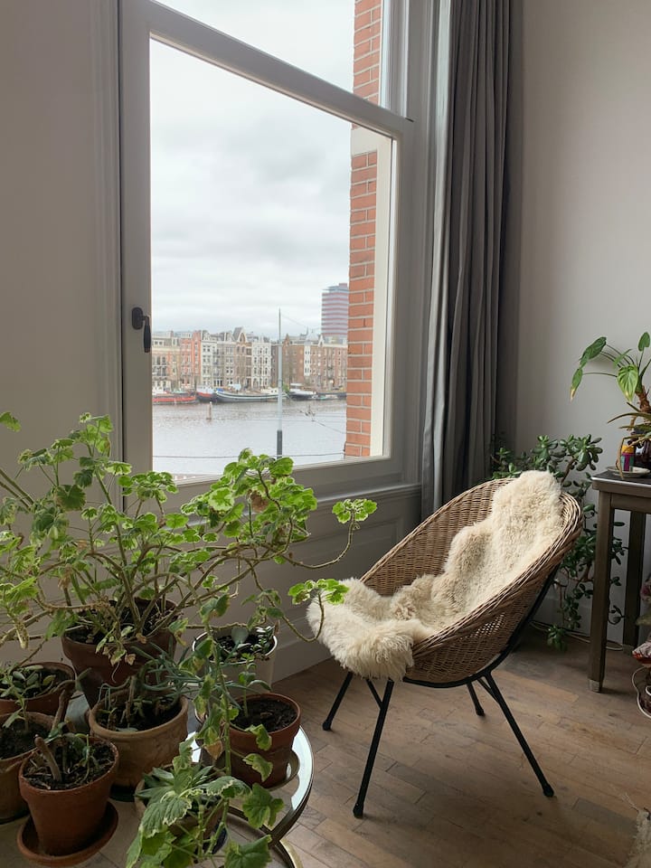Sunny Amstel Riverview Appartement With Balcony - Amsterdam