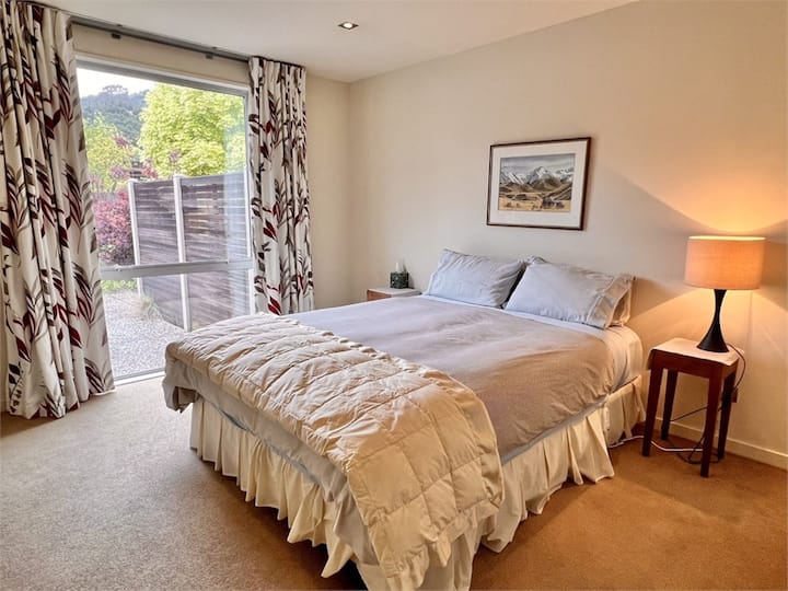 საძინებელი 3