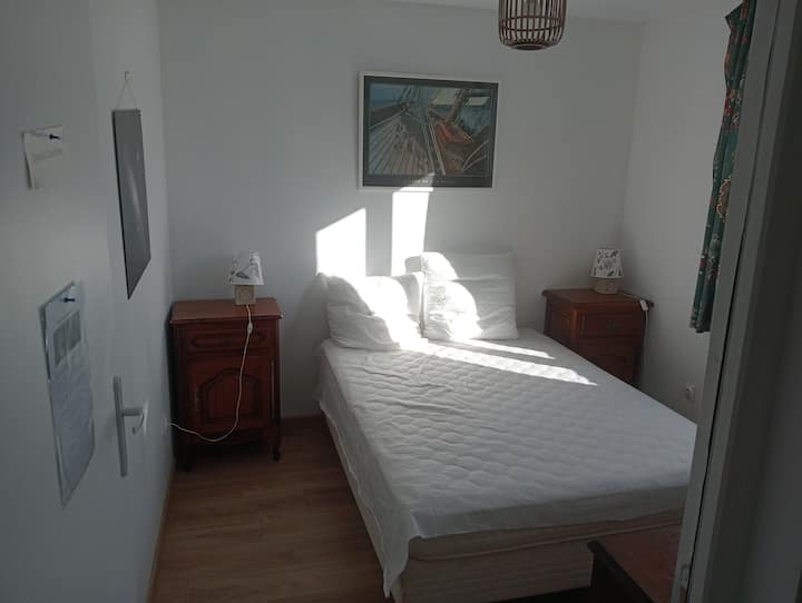 საძინებელი 1