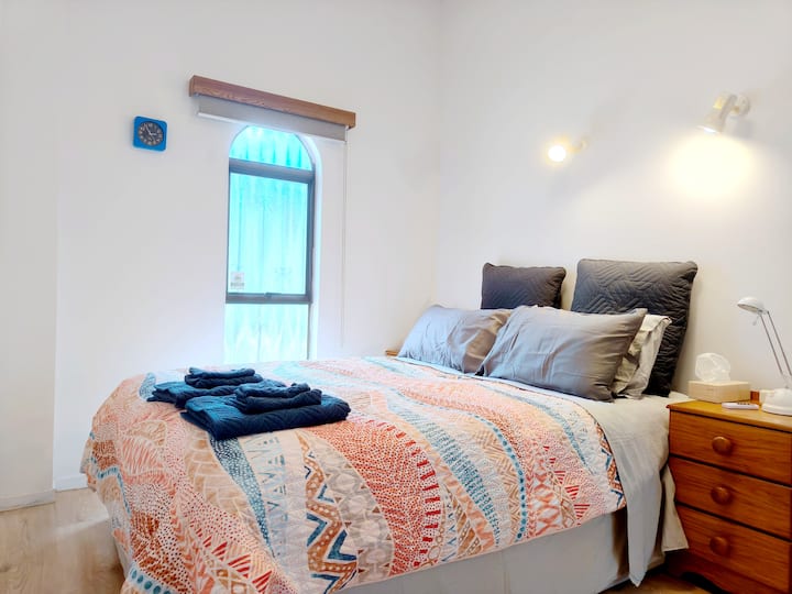 Private 1 Br Guestsuite Near Sunnynook Central - オークランド