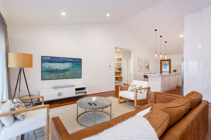 Mosman Park Hideaway + parking + central location