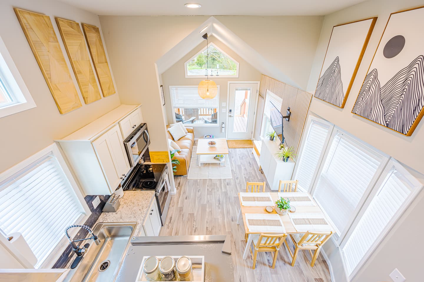 Rainforest Tiny Home Retreat: Nordic photo 3