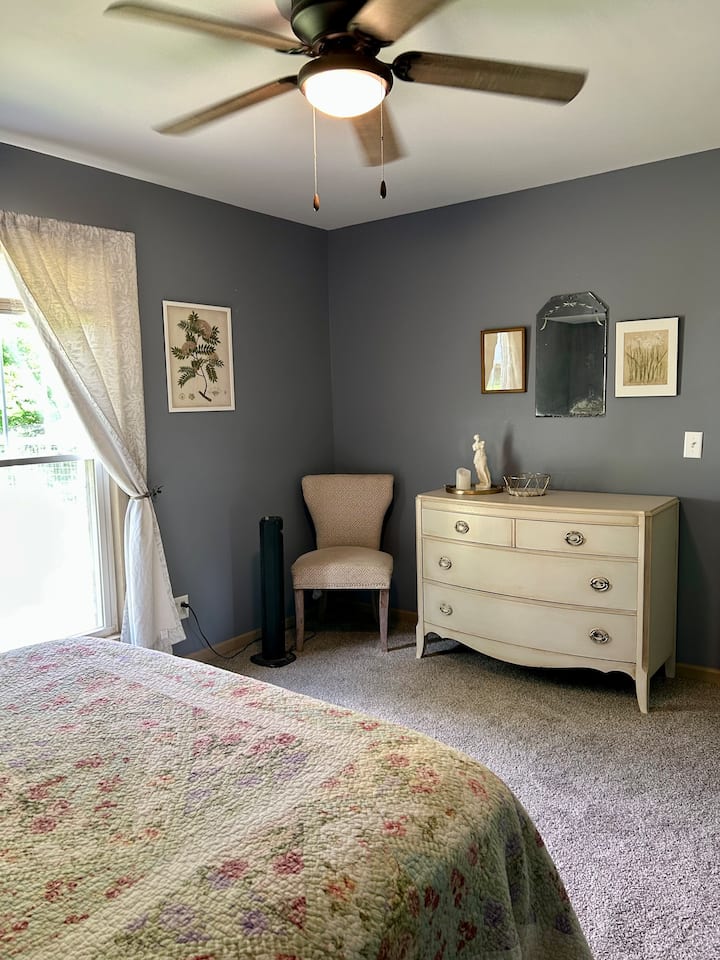 საძინებელი 1