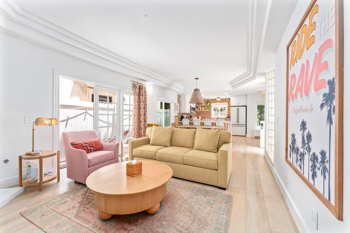 San Diego Townhouse With Rooftop Deck - San Diego, CA