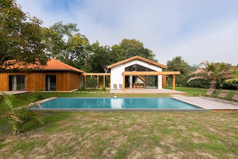 Villa des Résiniers – Pool, Near Beach & Forest