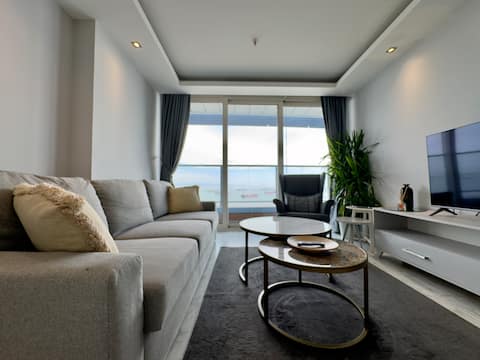 Popular Airbnb listing: Luxury Suite • Stunning Seafront Stay in Zeytinburnu