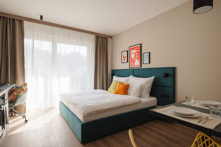 Designer Studio With Ac & Balcony! New! - Prag