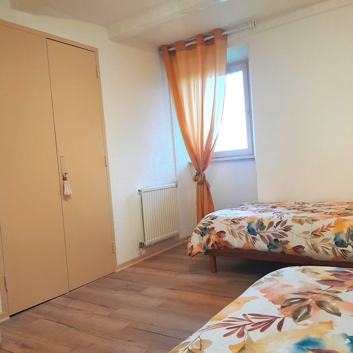 Dhomë gjumi 2