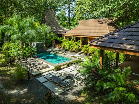 Casa Río | Beachside Villa | Sleeps 14