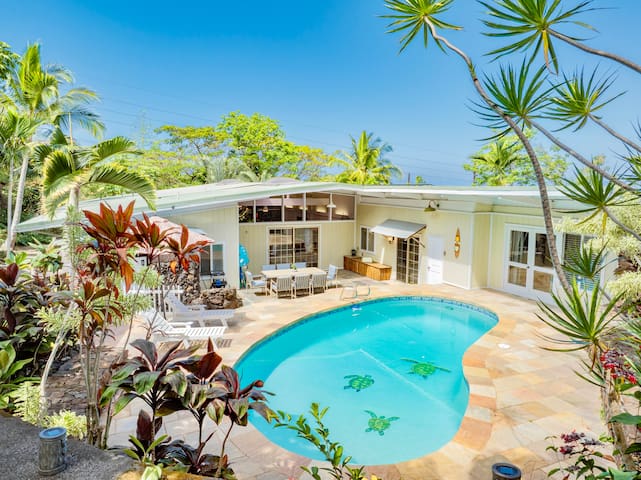 H10 LavaFlow|Private Pool|Sleeps 18|Resort Style gallery image 4